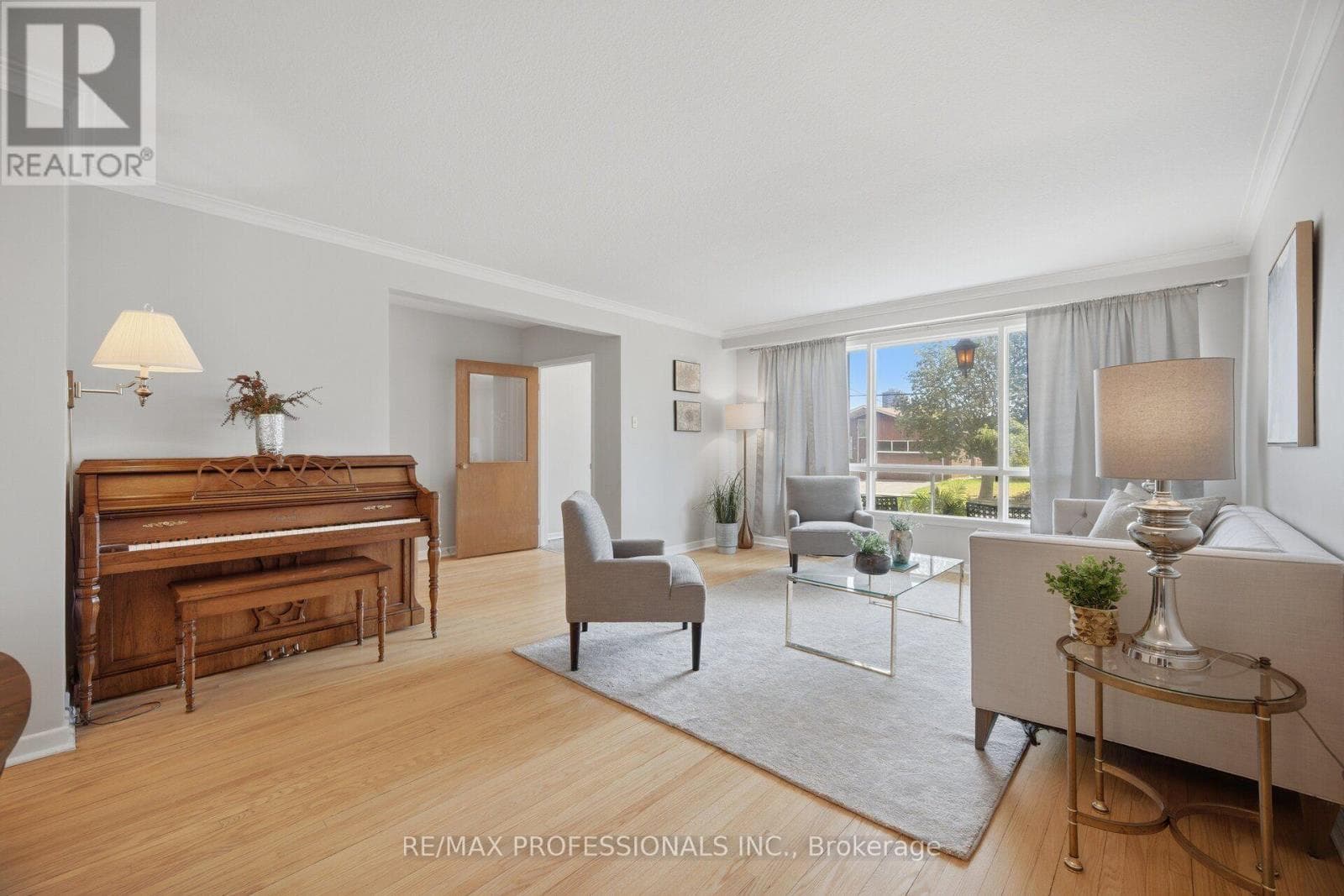 Photo of 90 PECKHAM AVENUE