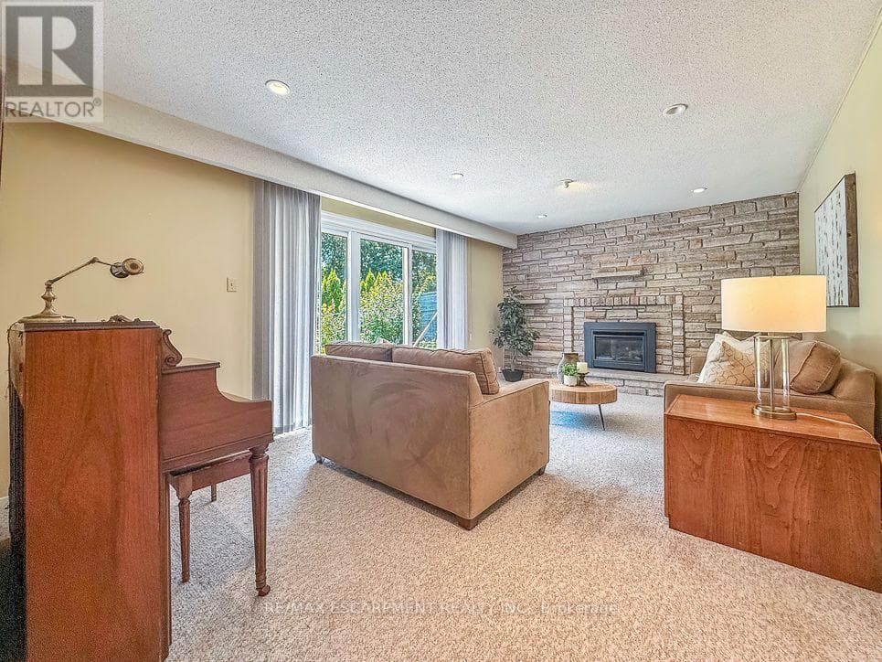 Photo of 1320 GATEHOUSE DRIVE