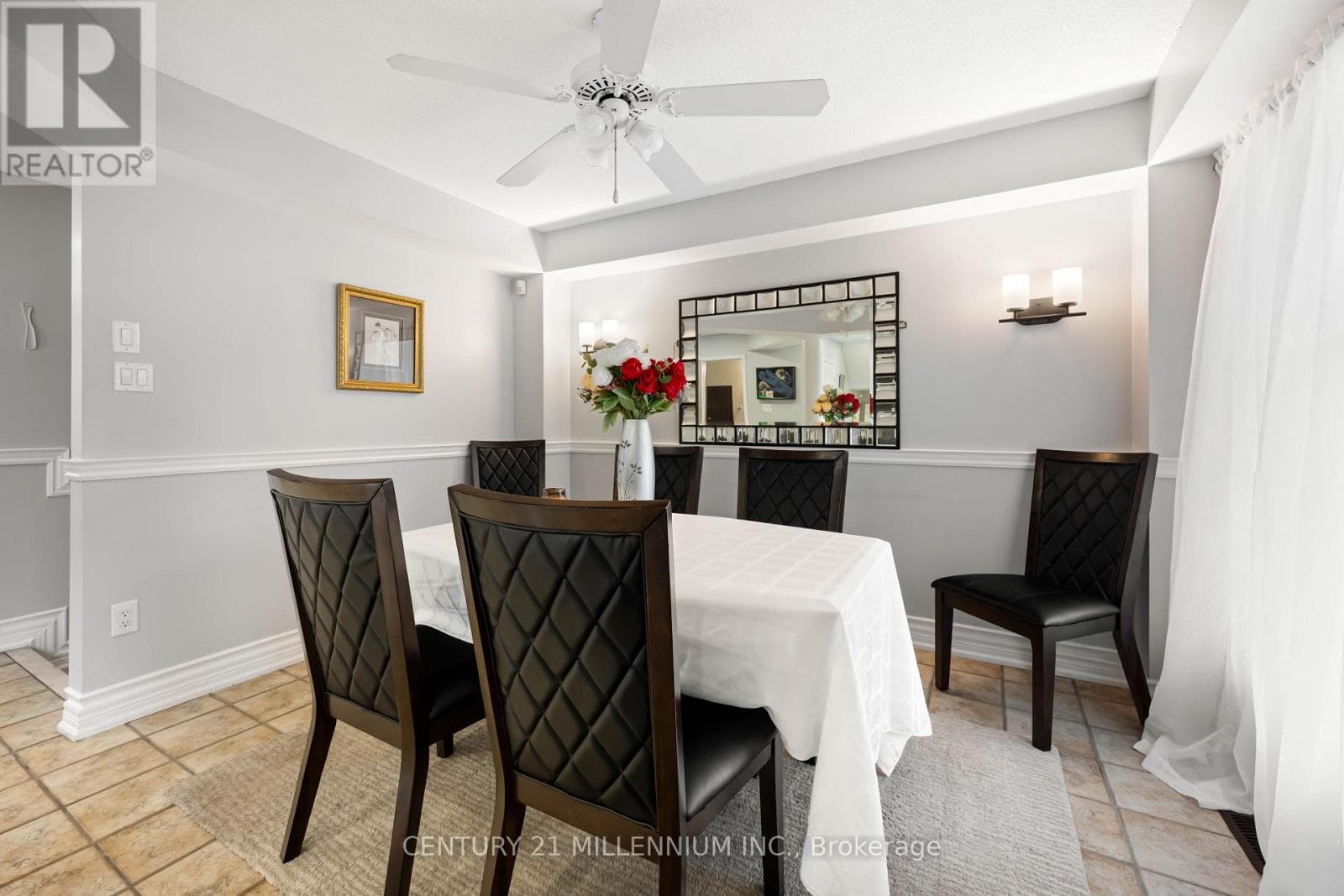 Photo of 33 FLETCHERS CREEK BOULEVARD