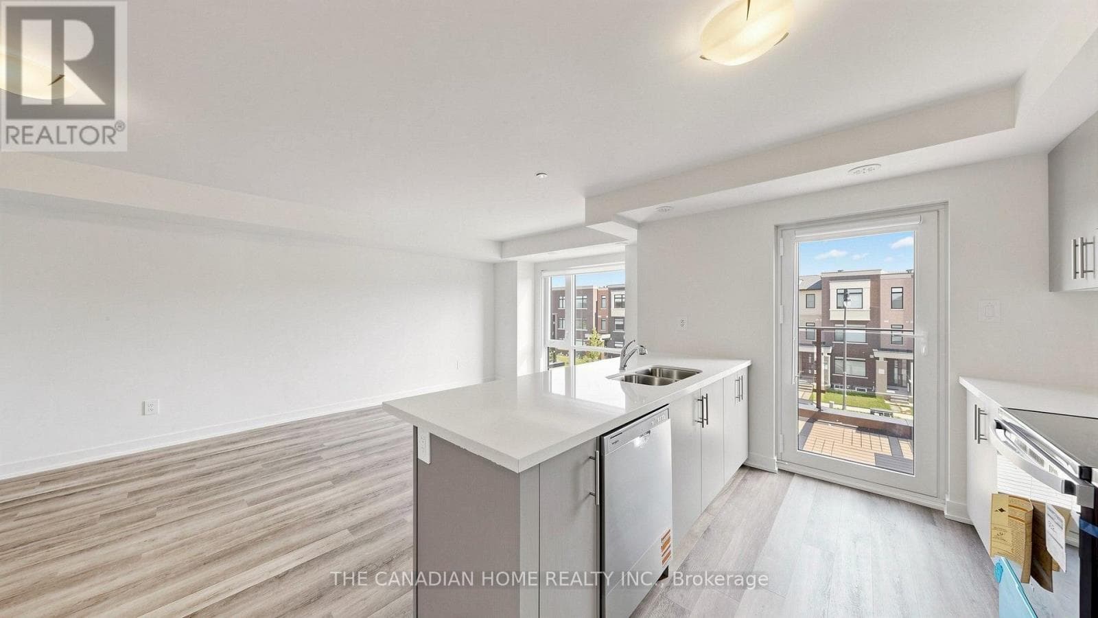 Photo of 4 - 45 ROMILLY AVENUE