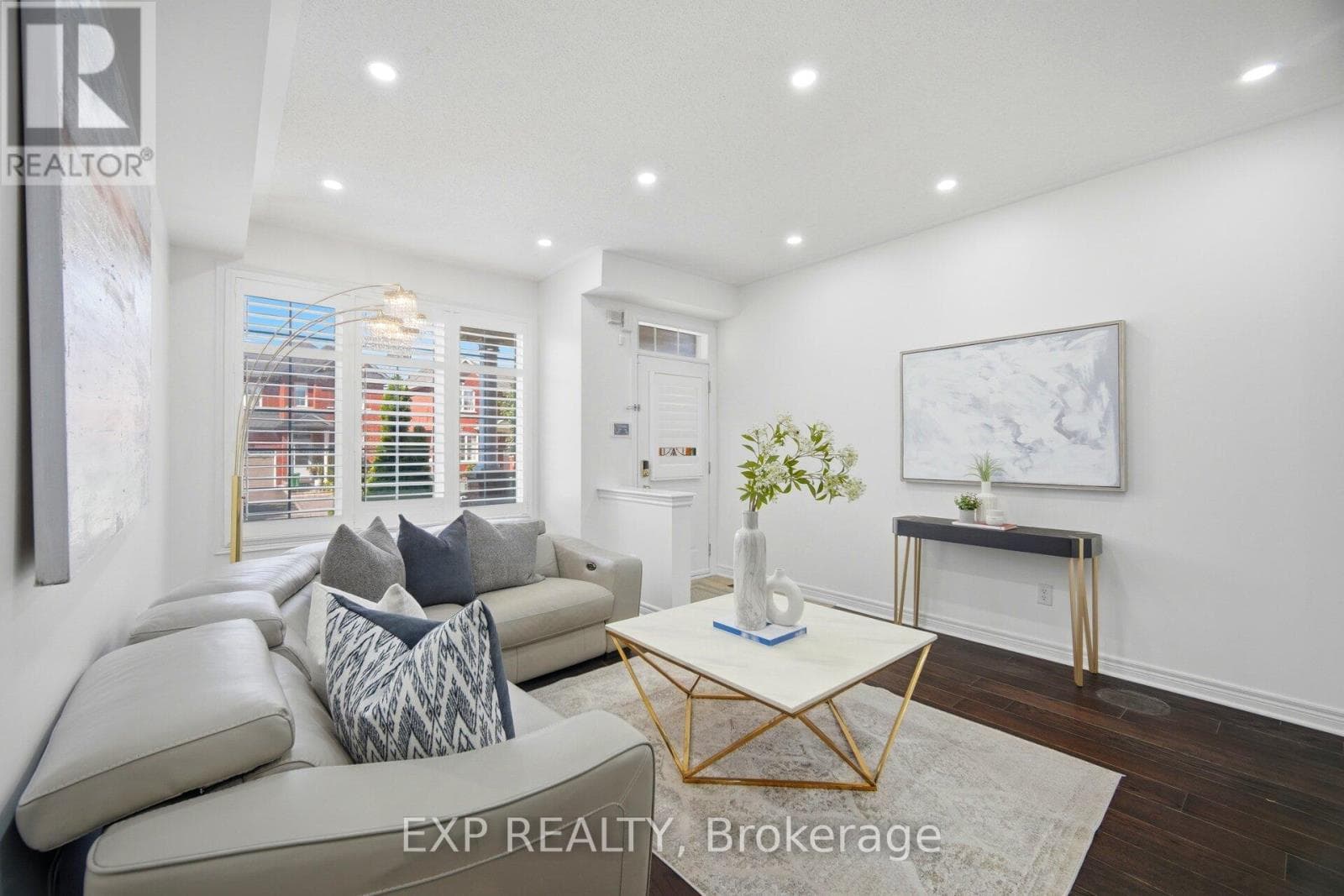 Photo of 37 TOTTEN DRIVE