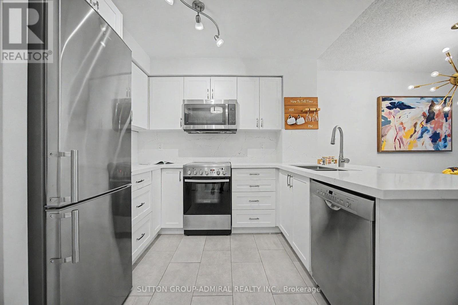 Photo of 706 - 212 EGLINTON AVENUE