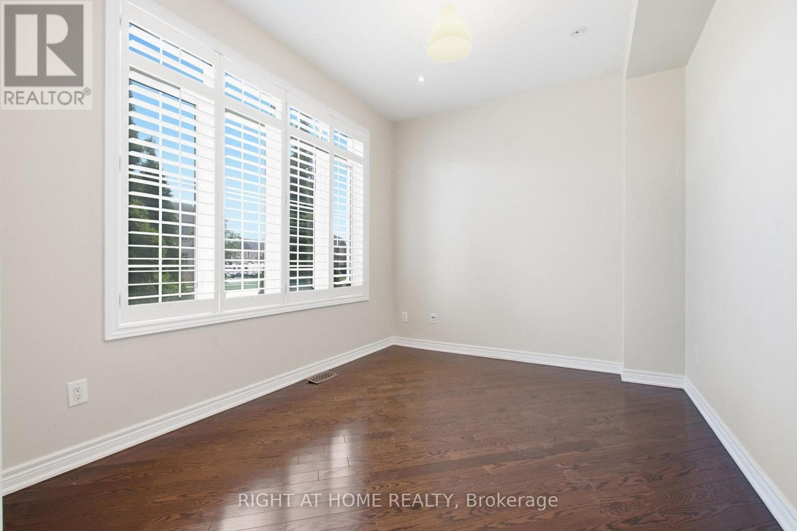 Photo of 4713 THOMAS ALTON BOULEVARD