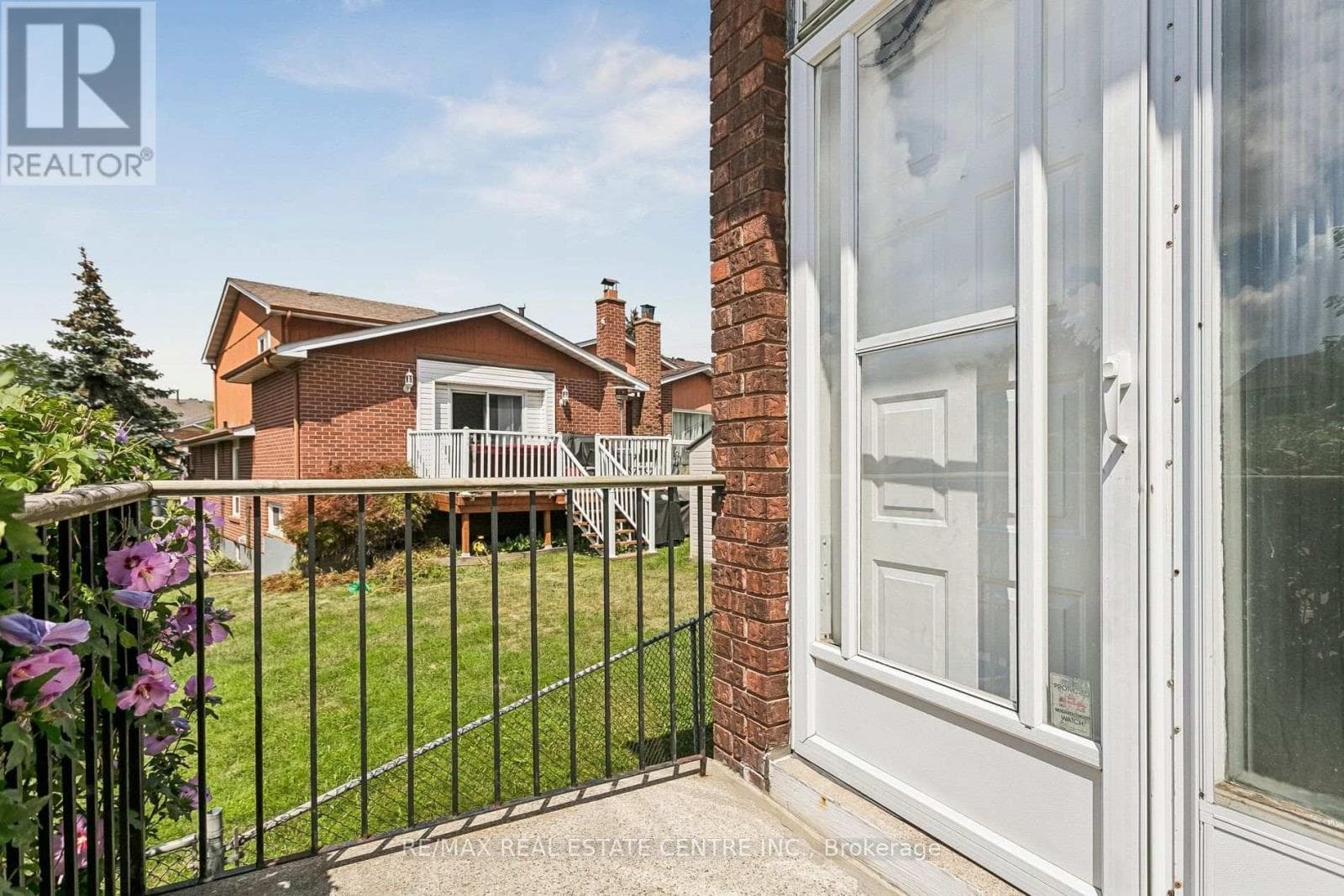 Photo of 5 HOCKLEY PATH