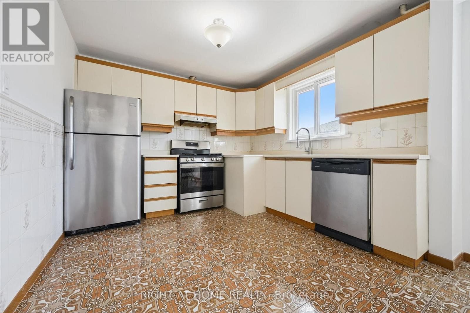 Photo of 27 JOCADA ROAD