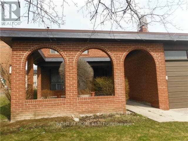 Photo of 38 CLOVERCREST ROAD