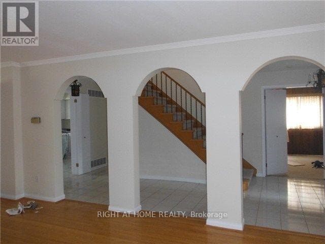 Photo of 38 CLOVERCREST ROAD