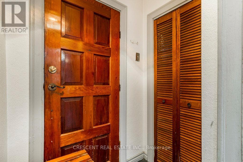 Photo of 982 BRIAR HILL AVENUE