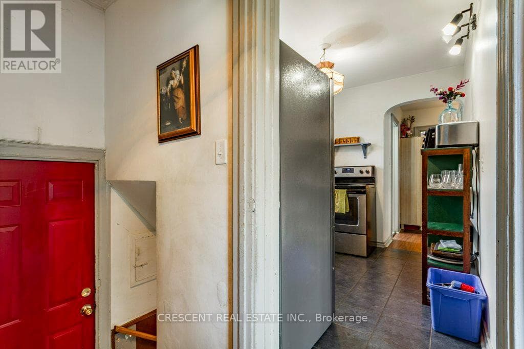 Photo of 982 BRIAR HILL AVENUE