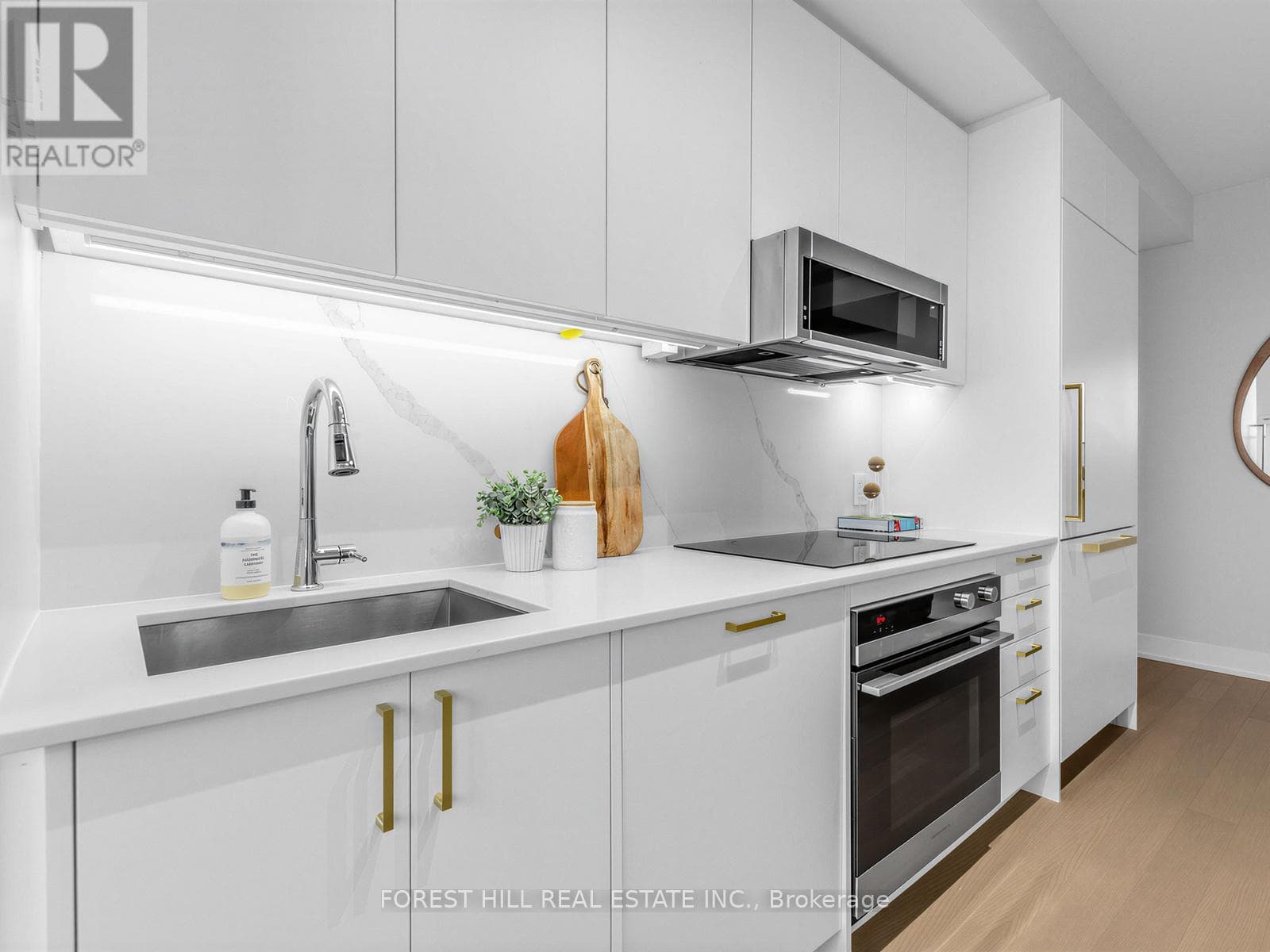 Photo of 810 - 250 LAWRENCE AVENUE W