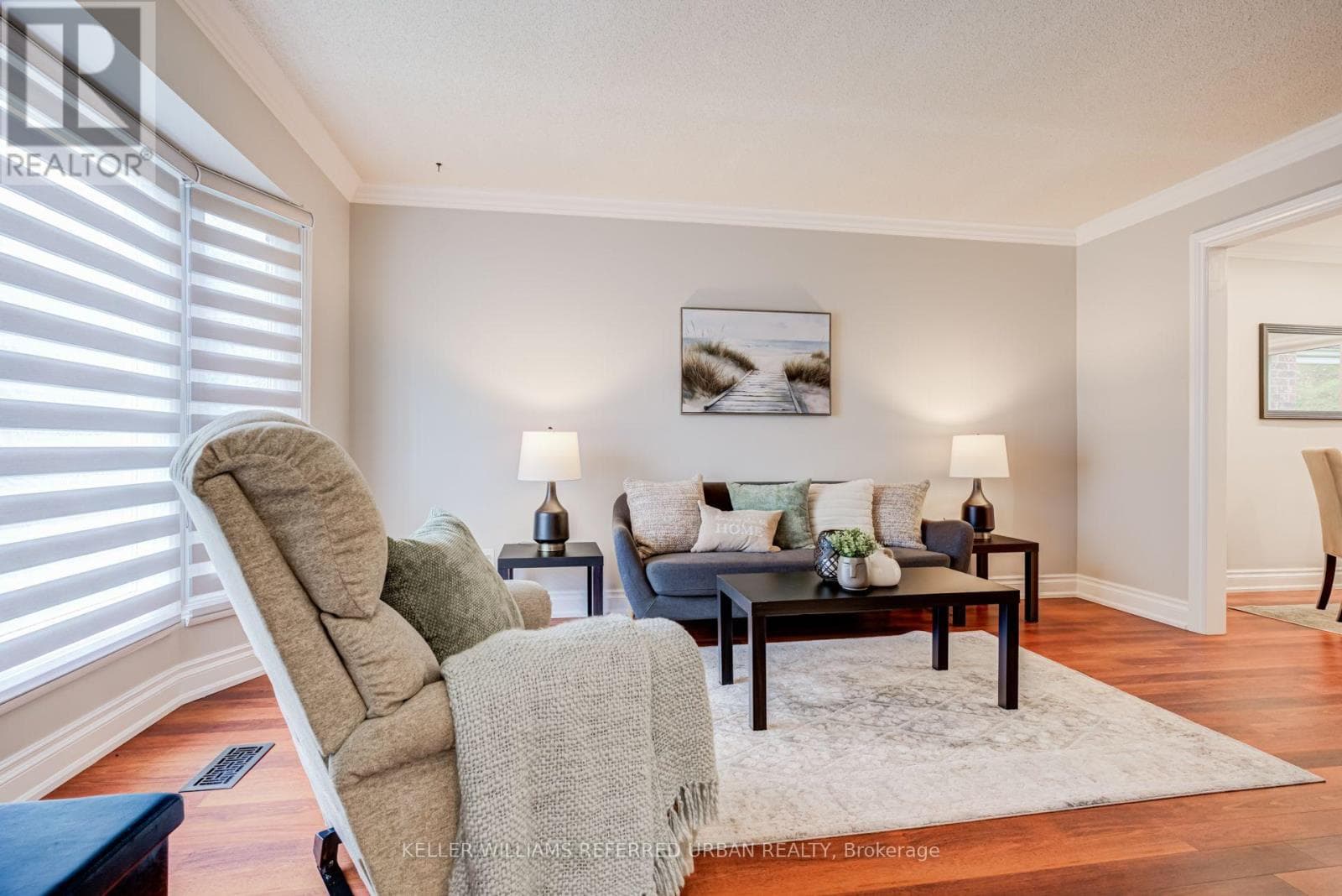 Photo of 4235 PERIVALE ROAD