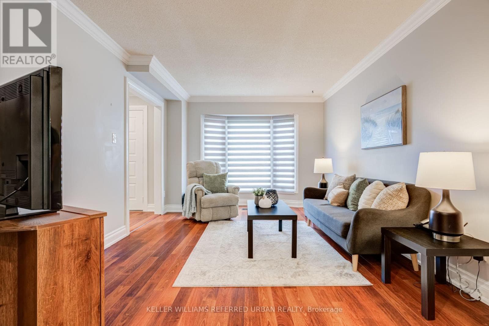Photo of 4235 PERIVALE ROAD