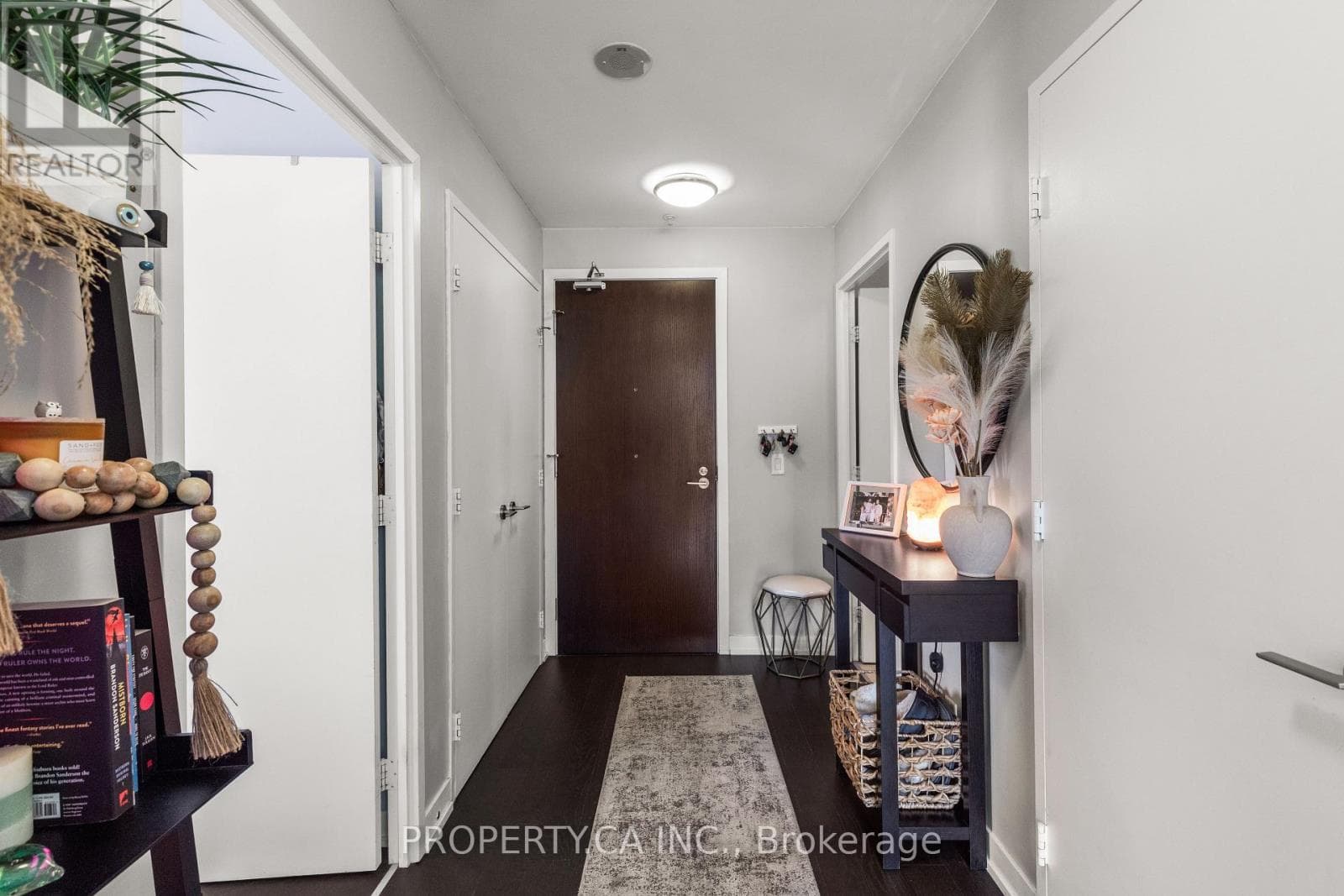 Photo of N122 - 120 BAYVIEW AVENUE