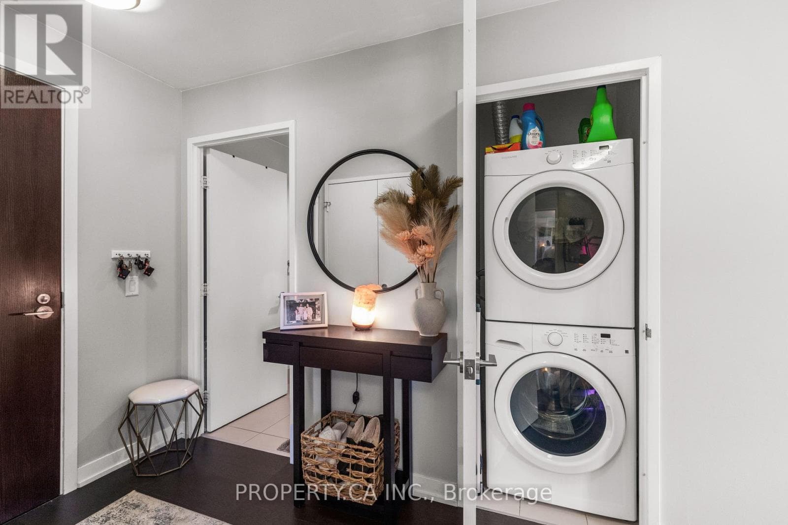 Photo of N122 - 120 BAYVIEW AVENUE