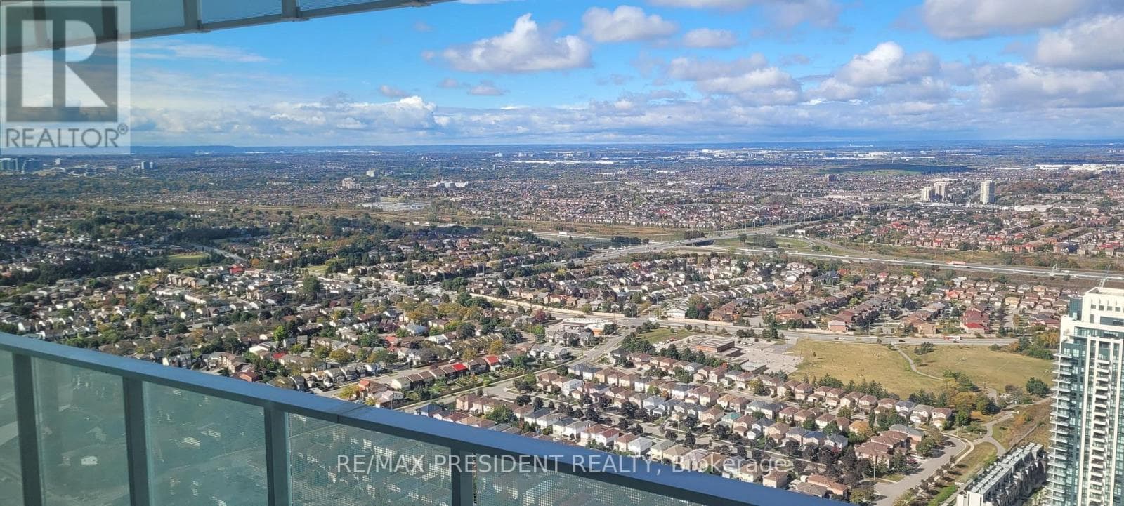 Photo of 5310 - 3883 QUARTZ ROAD E