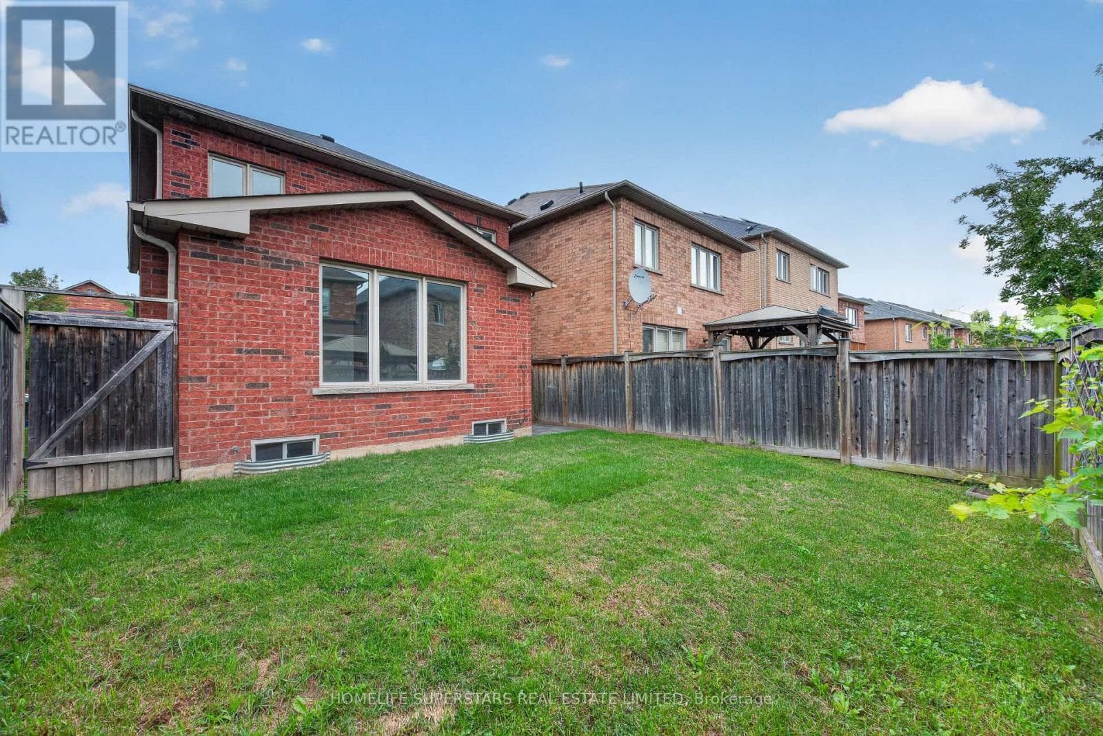Photo of 254 GIDDINGS CRESCENT