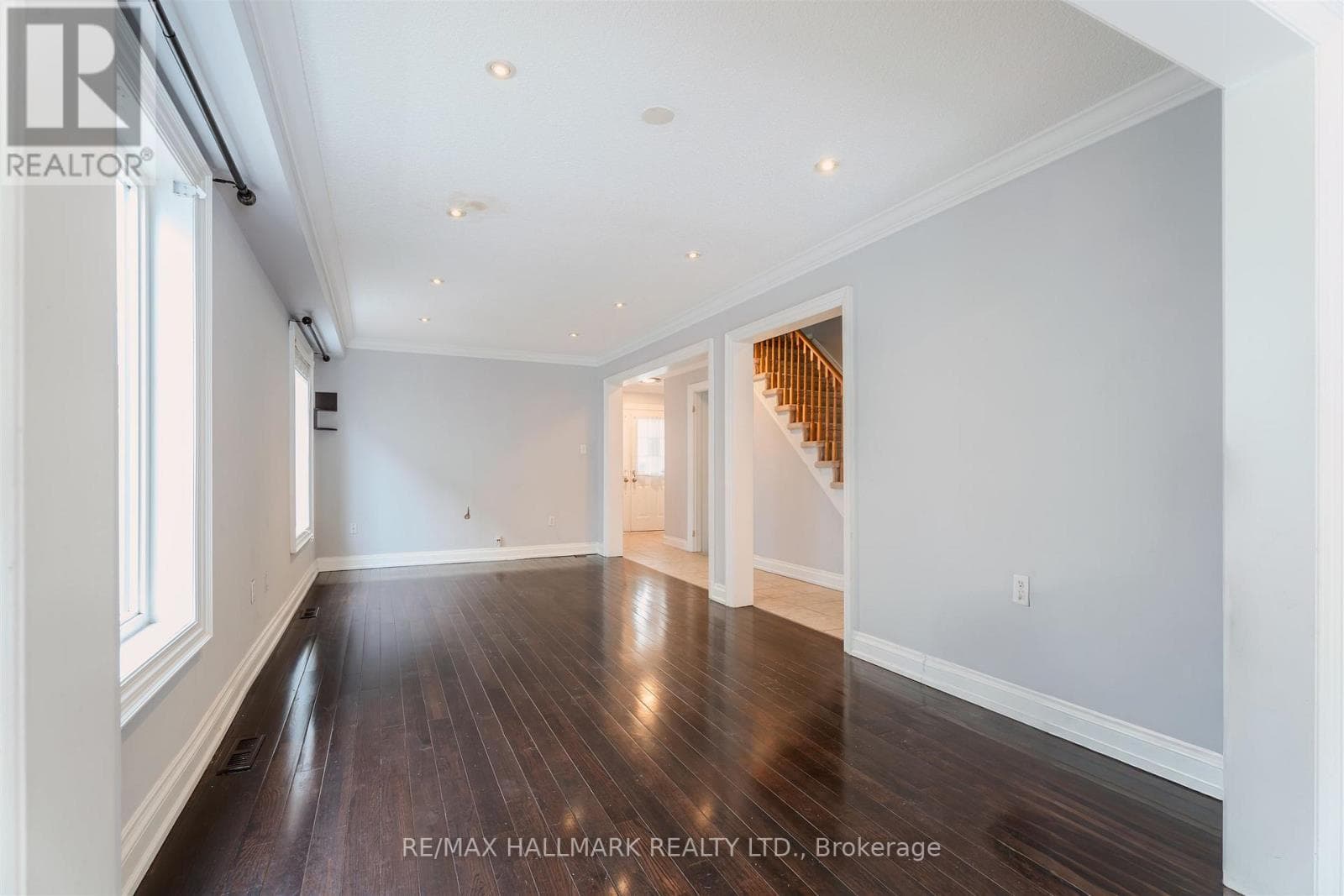 Photo of 241 FEATHERSTONE ROAD