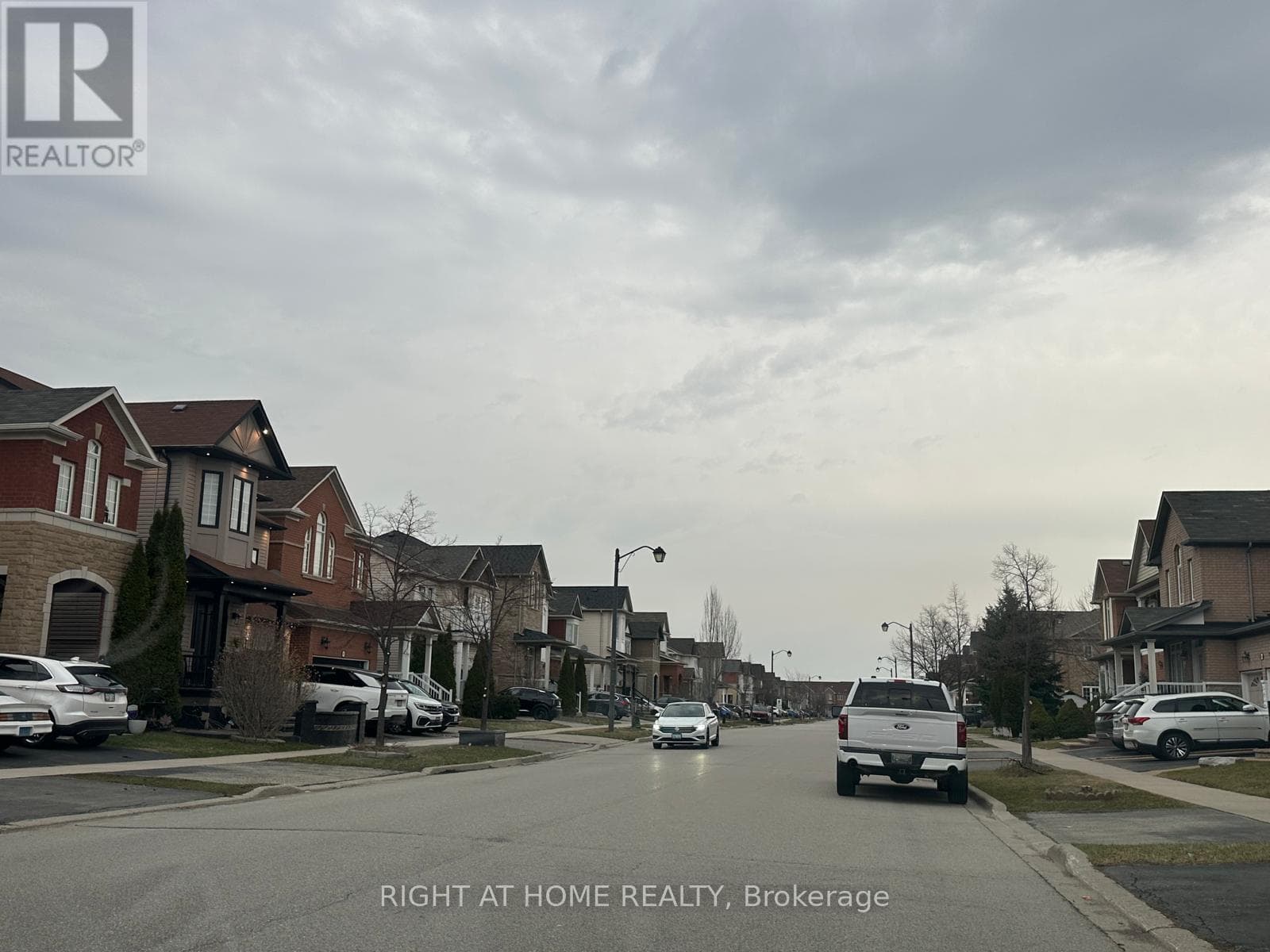 Photo of 1015 MCCUAIG DRIVE