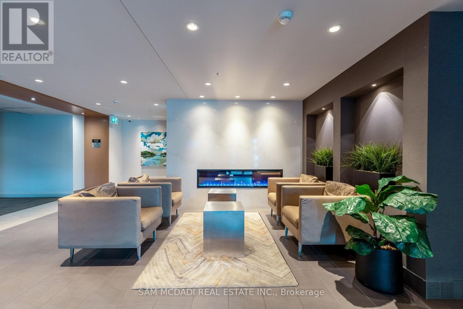 Photo of 319 - 1105 LEGER WAY