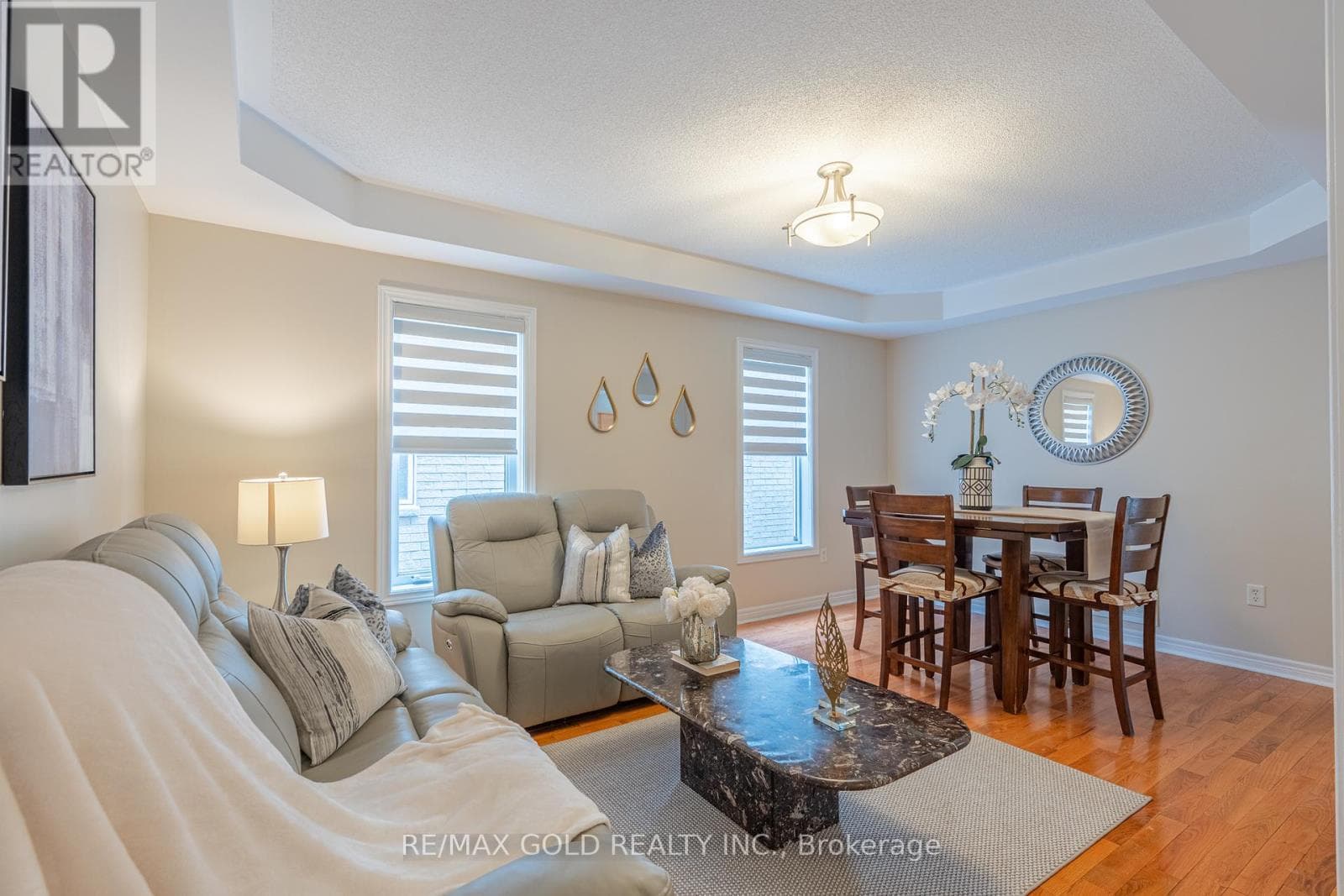 Photo of 409 FERNFOREST DRIVE
