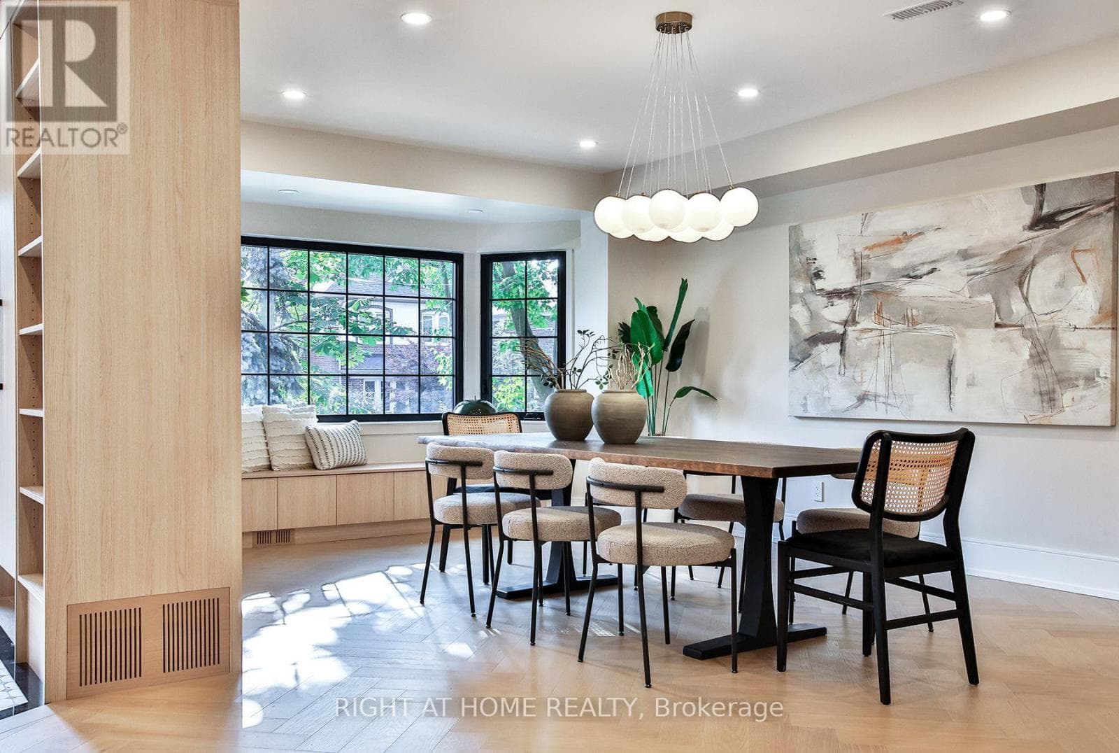 Photo of 106 EASTBOURNE AVENUE