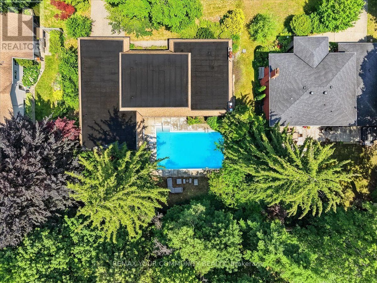 Photo of 1528 KNARESWOOD DRIVE