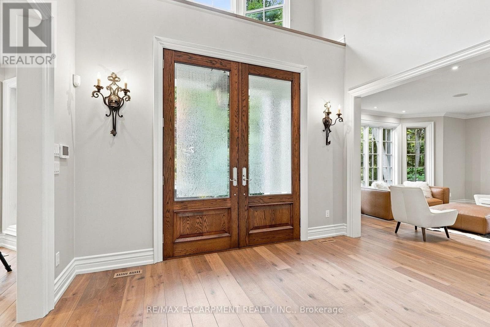 Photo of 2025 & 2035 HEARTWOOD COURT
