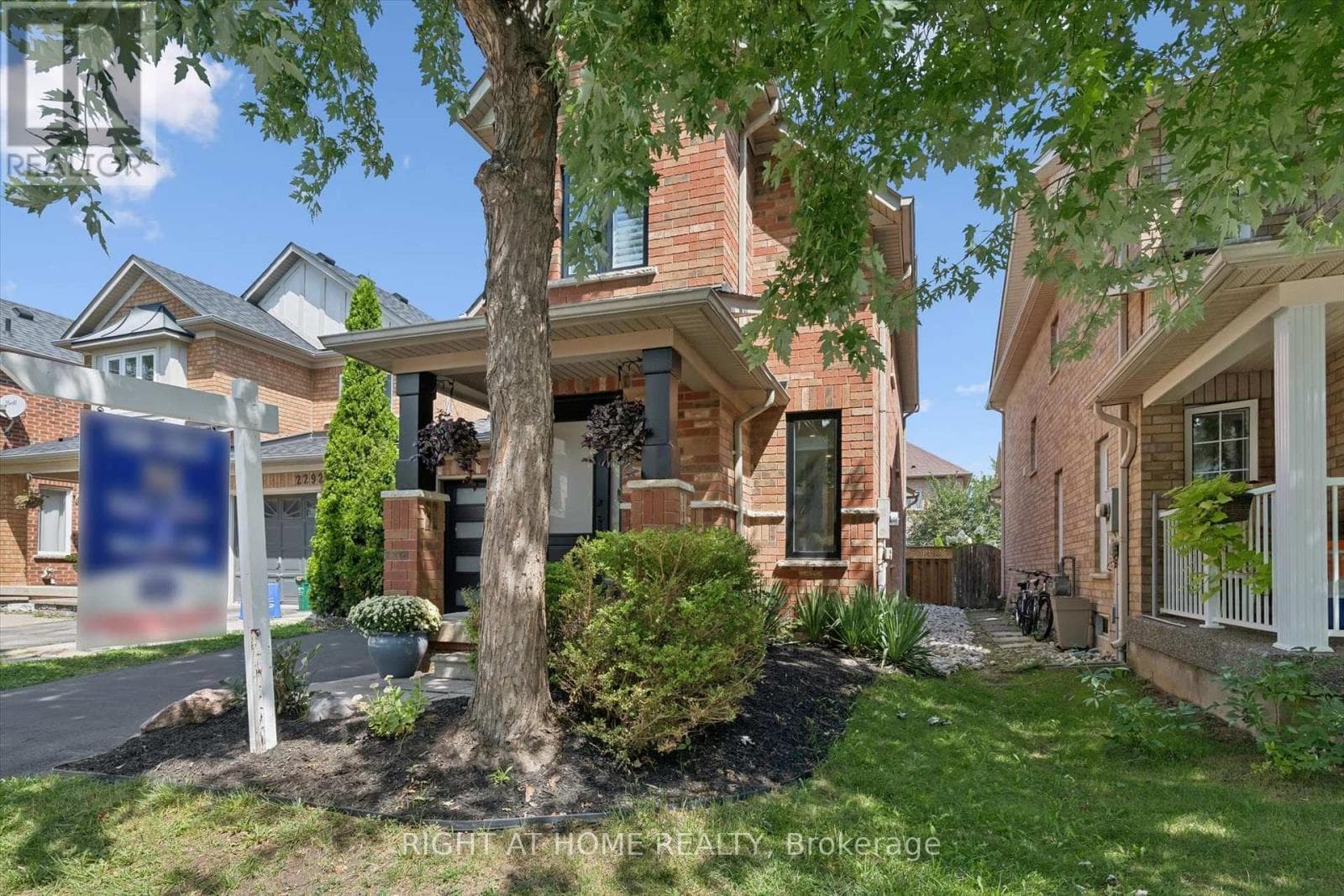 Photo of 2294 SETON CRESCENT