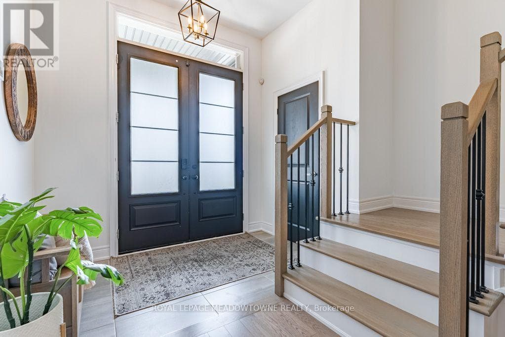 Photo of 461 PARENT PLACE
