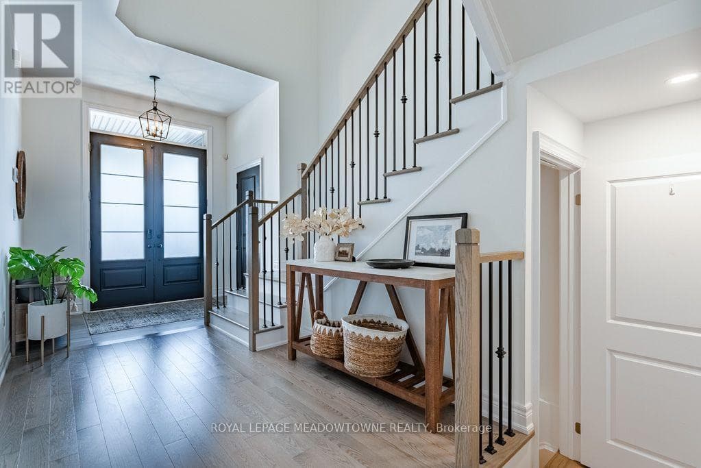 Photo of 461 PARENT PLACE