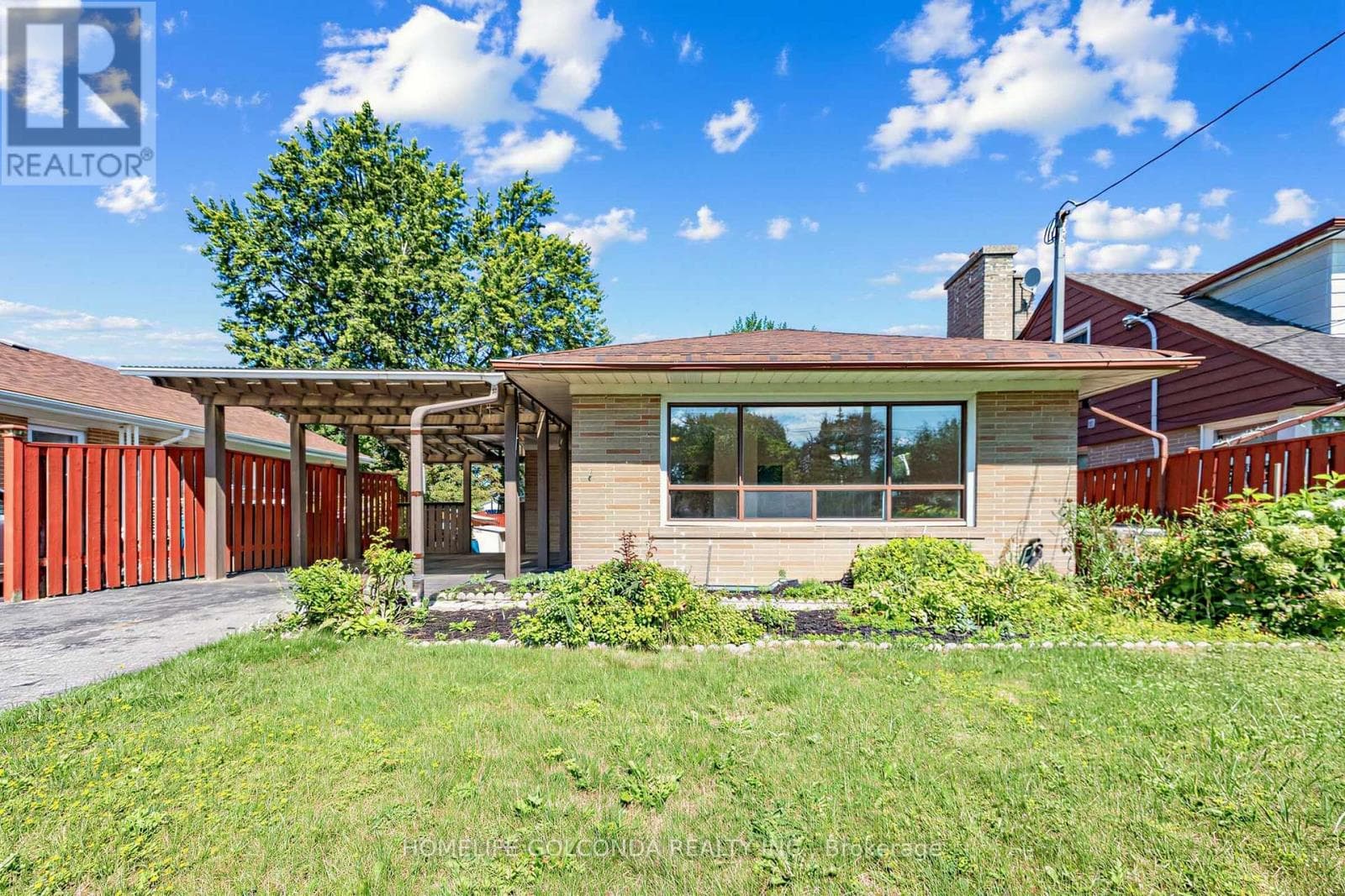 Photo of 9 MOORECROFT CRESCENT