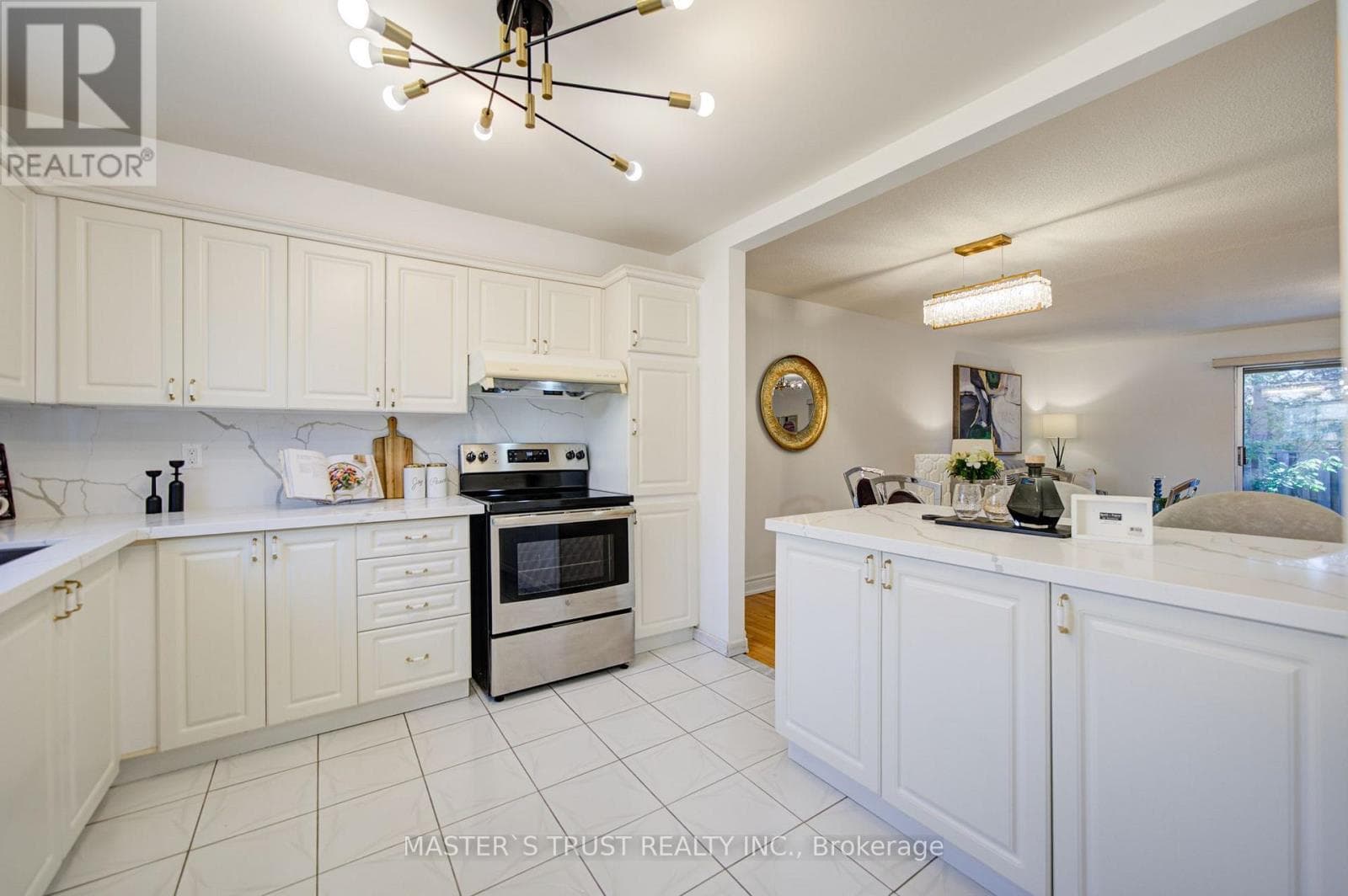 Photo of 61 - 15 BRIMWOOD BOULEVARD