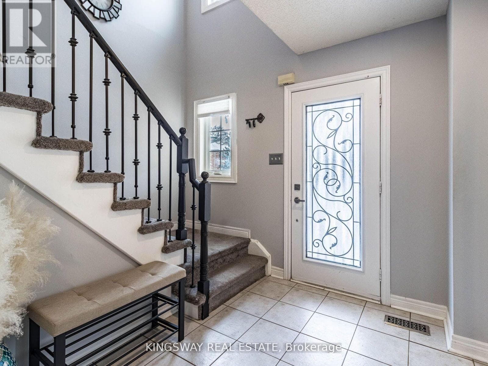 Photo of 570 ENFIELD ROAD