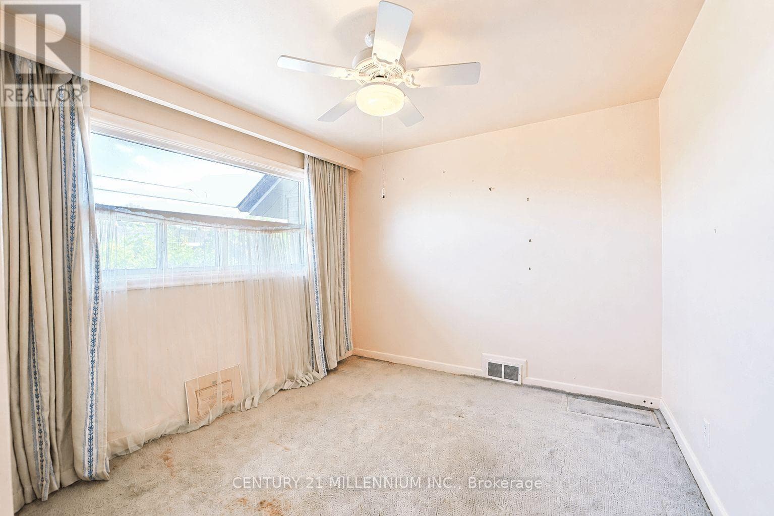Photo of 169 RANEE AVENUE