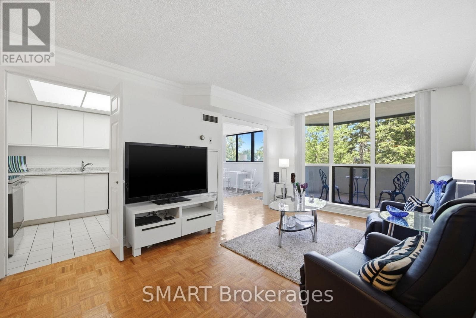 Photo of 203 - 1111 BOUGH BEECHES BOULEVARD