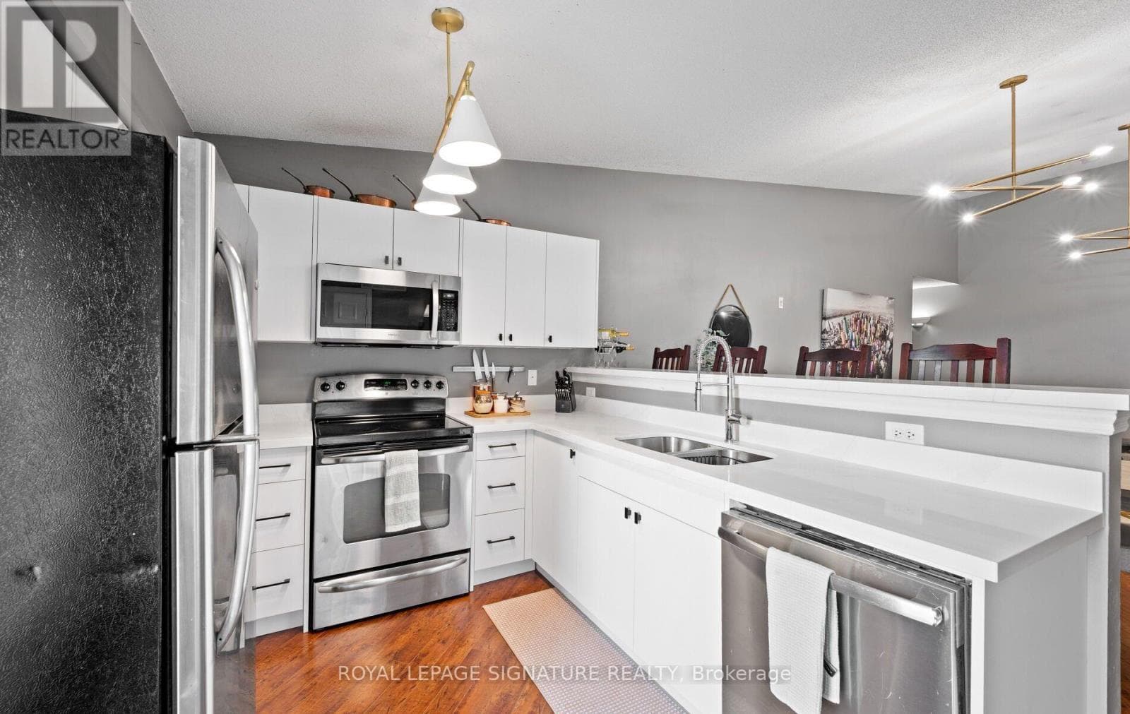 Photo of 401 - 1491 MAPLE AVENUE