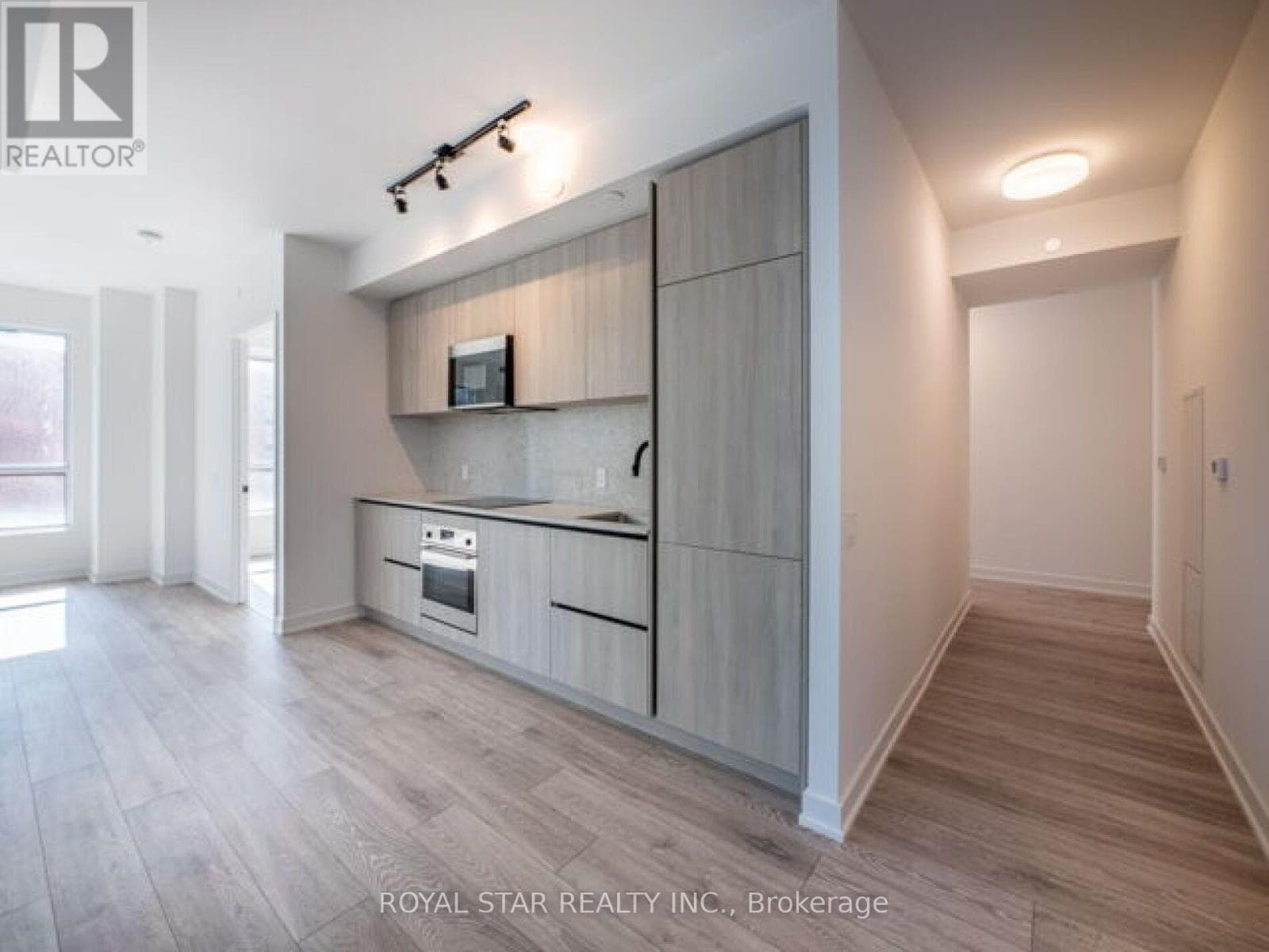 Photo of 1007 - 108 PETER STREET
