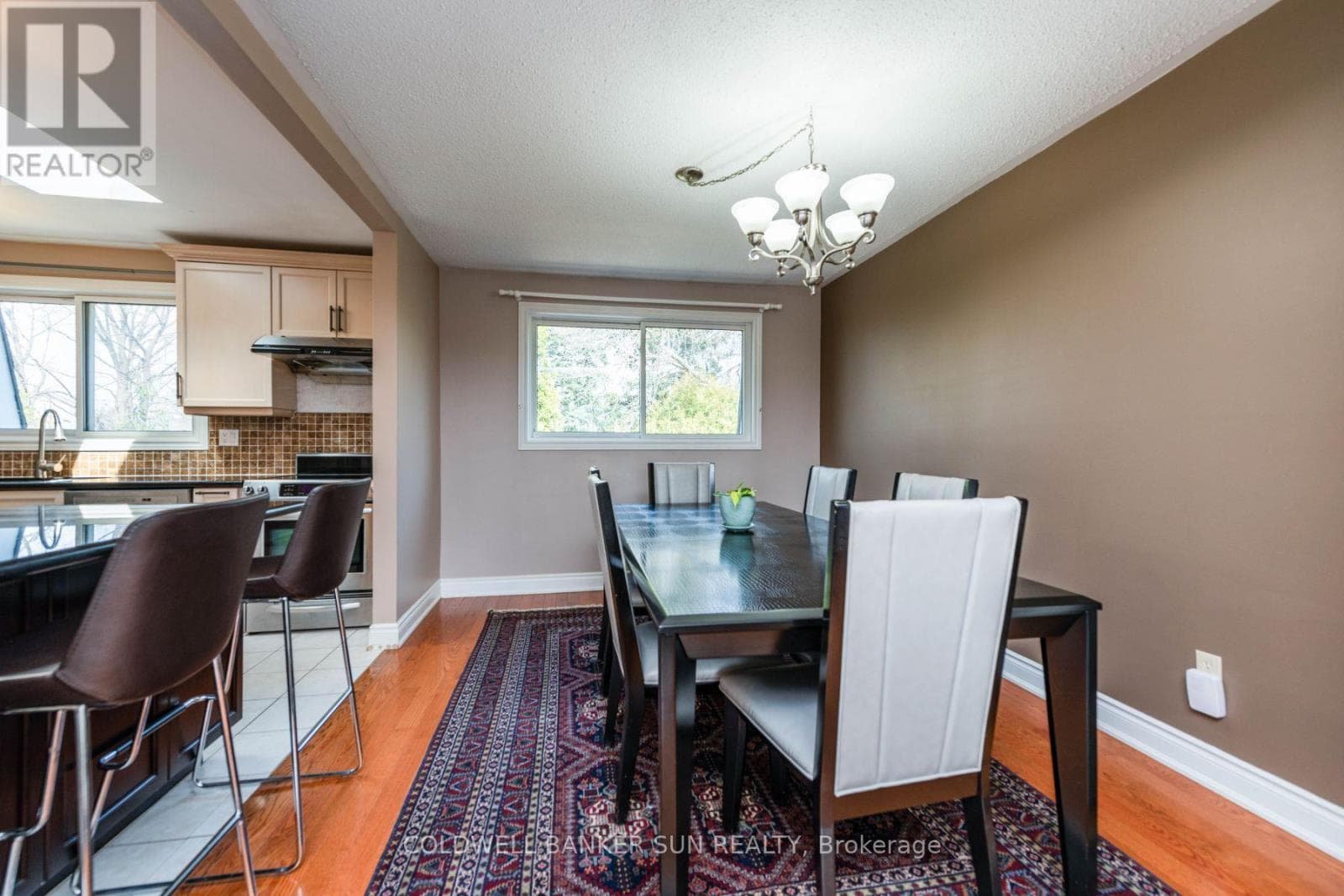 Photo of 2483 YARMOUTH CRESCENT