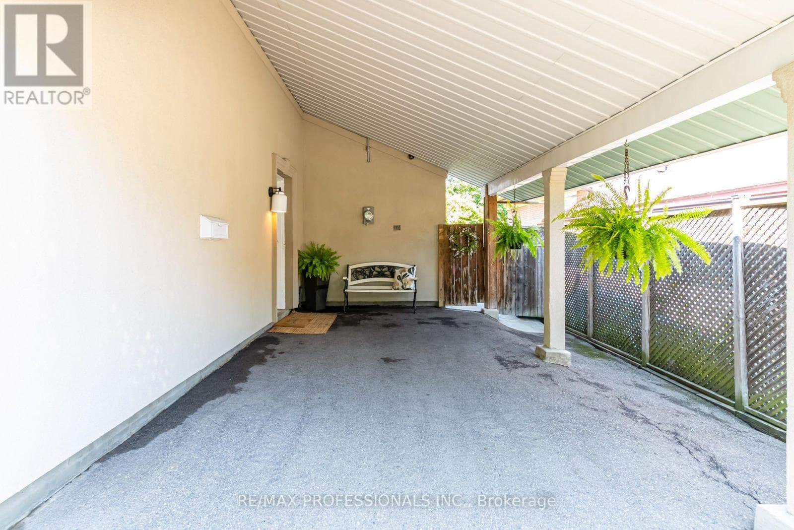 Photo of 48 GENTHORN AVENUE