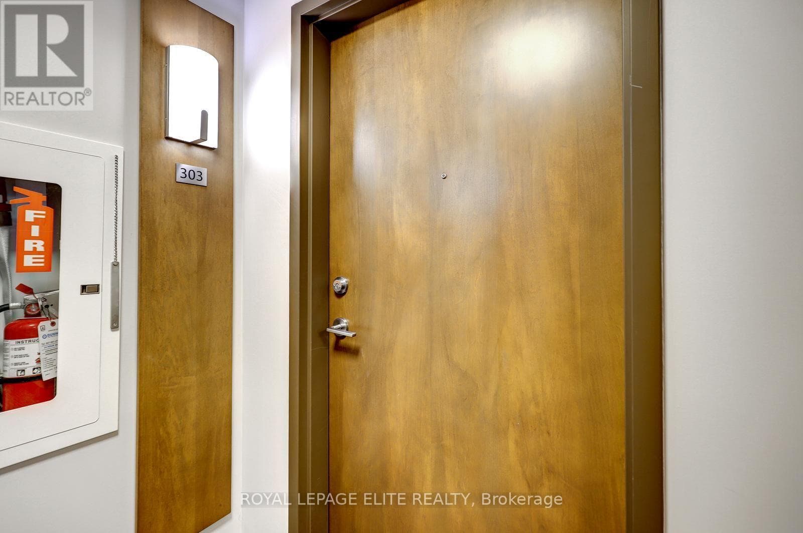 Photo of 303 - 340 PLAINS ROAD E
