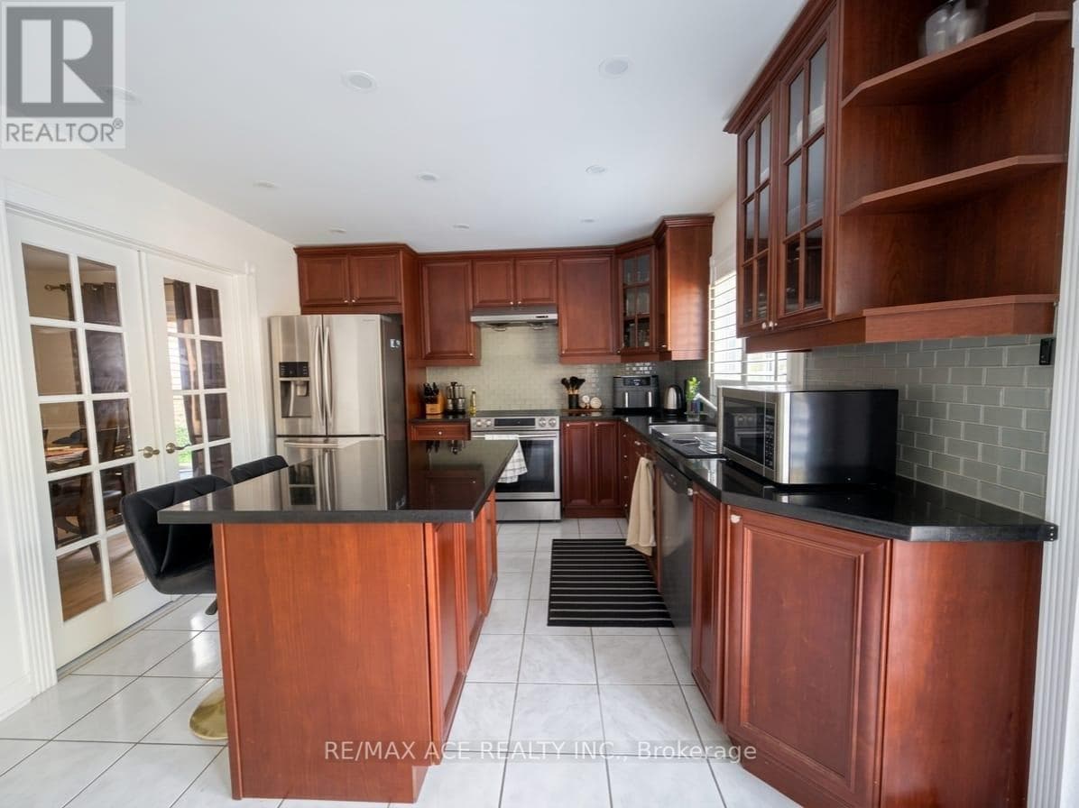 Photo of 250 MURRAY STREET