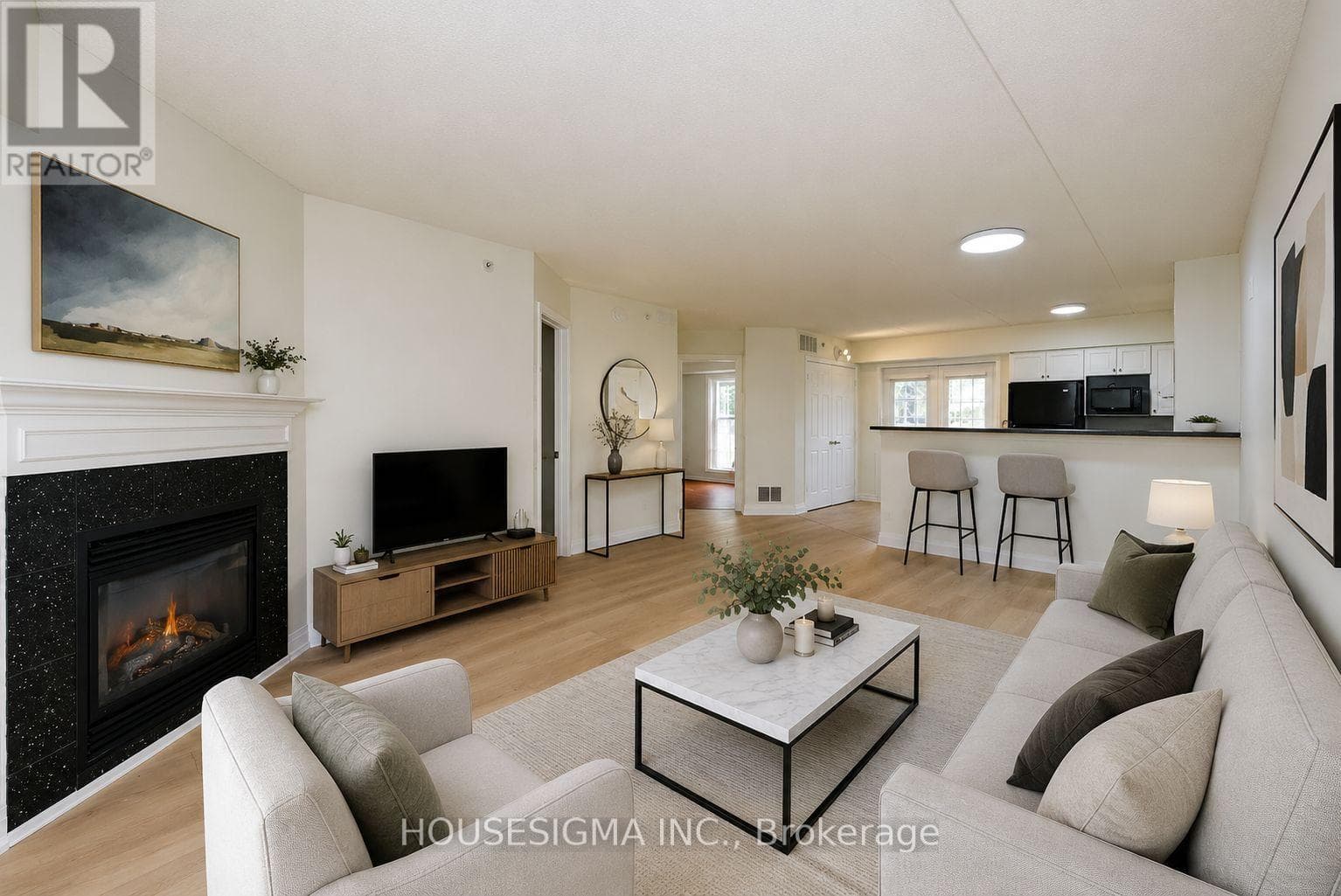 Photo of 112 - 1471 MAPLE AVENUE