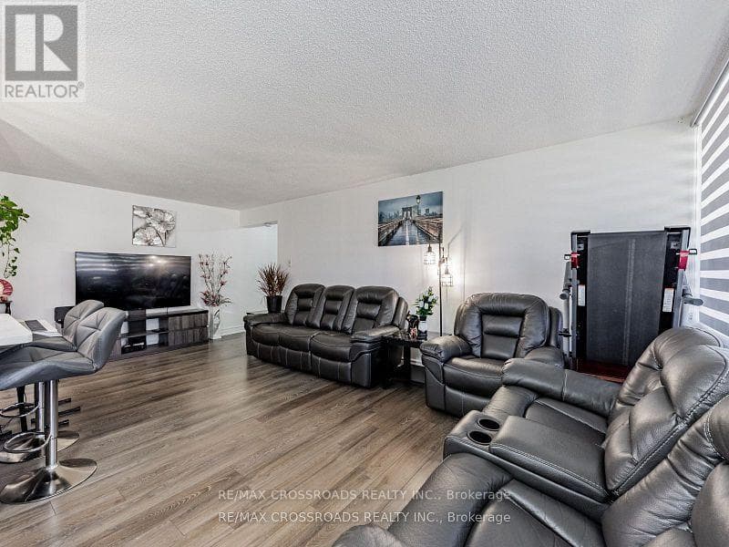 Photo of 111 - 20 SUNRISE AVENUE