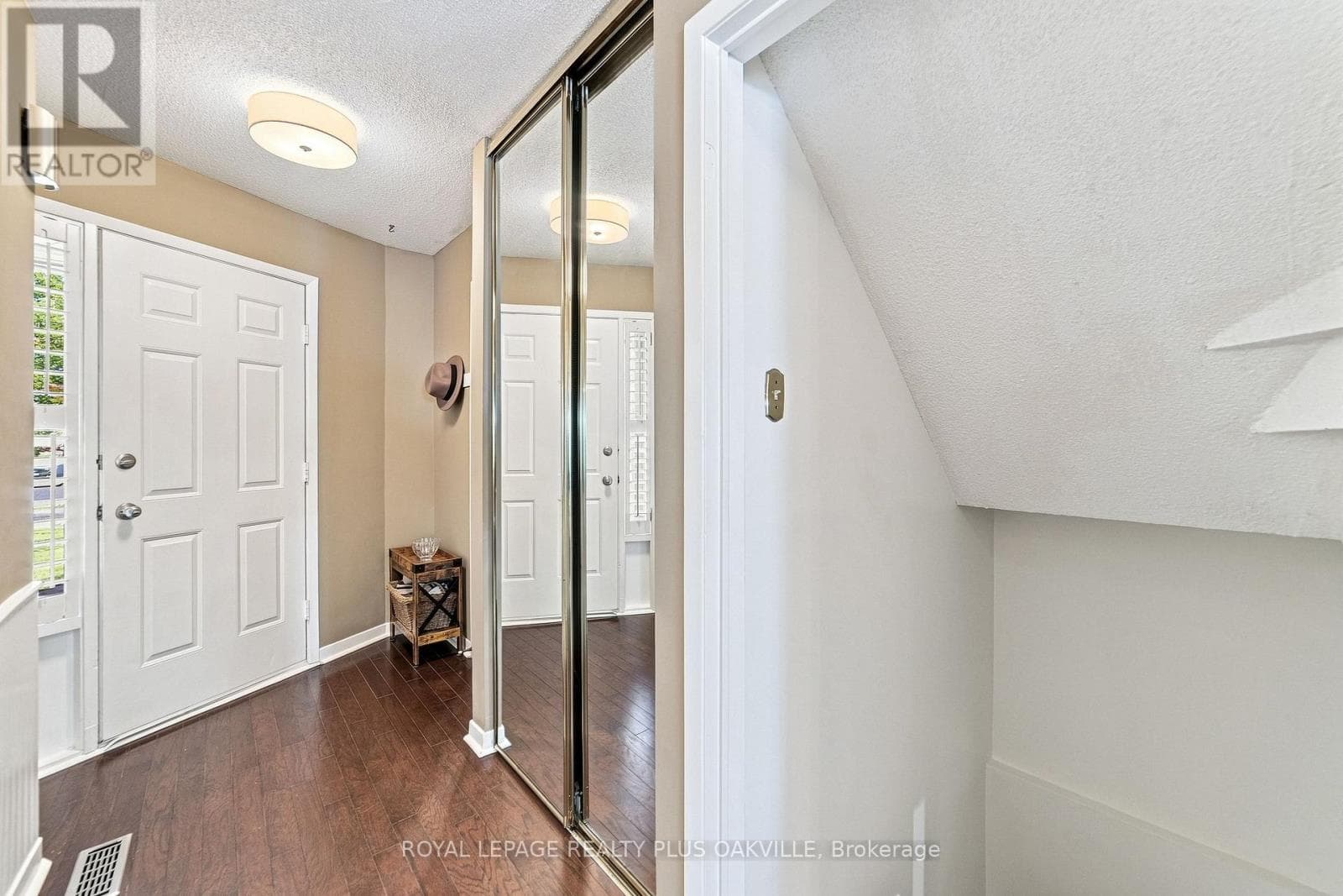 Photo of 1221 HEDGESTONE CRESCENT