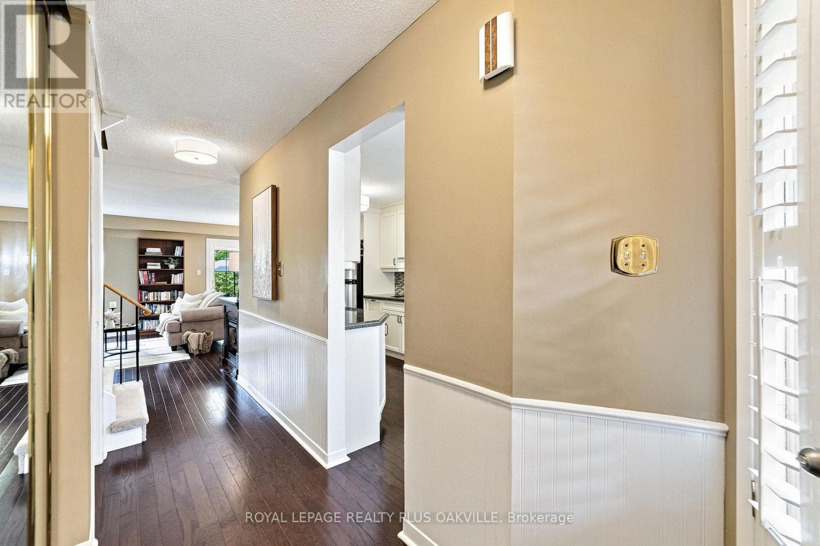 Photo of 1221 HEDGESTONE CRESCENT