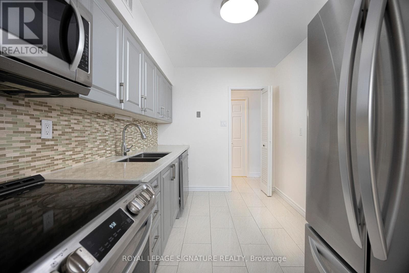 Photo of 803 - 1350 YORK MILLS ROAD