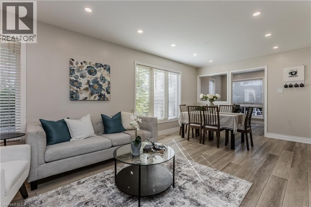 Photo of 5190 WOOD Crescent