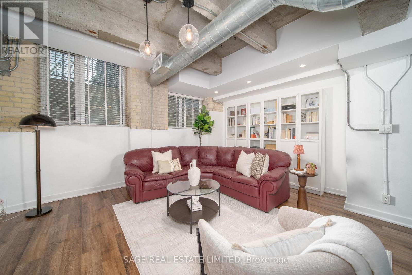 Photo of 128 - 201 CARLAW AVENUE