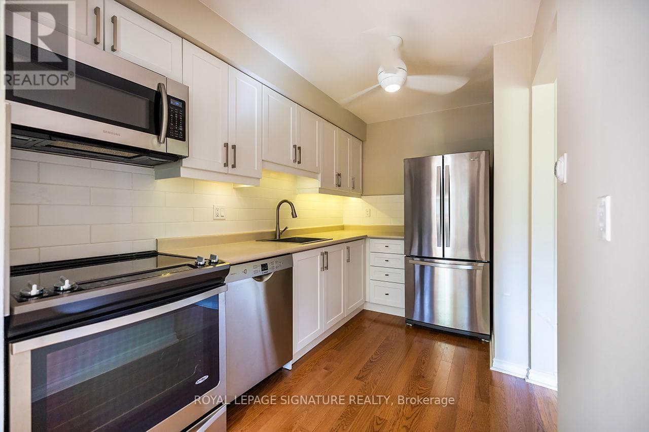 Photo of 62 THORNY VINEWAY