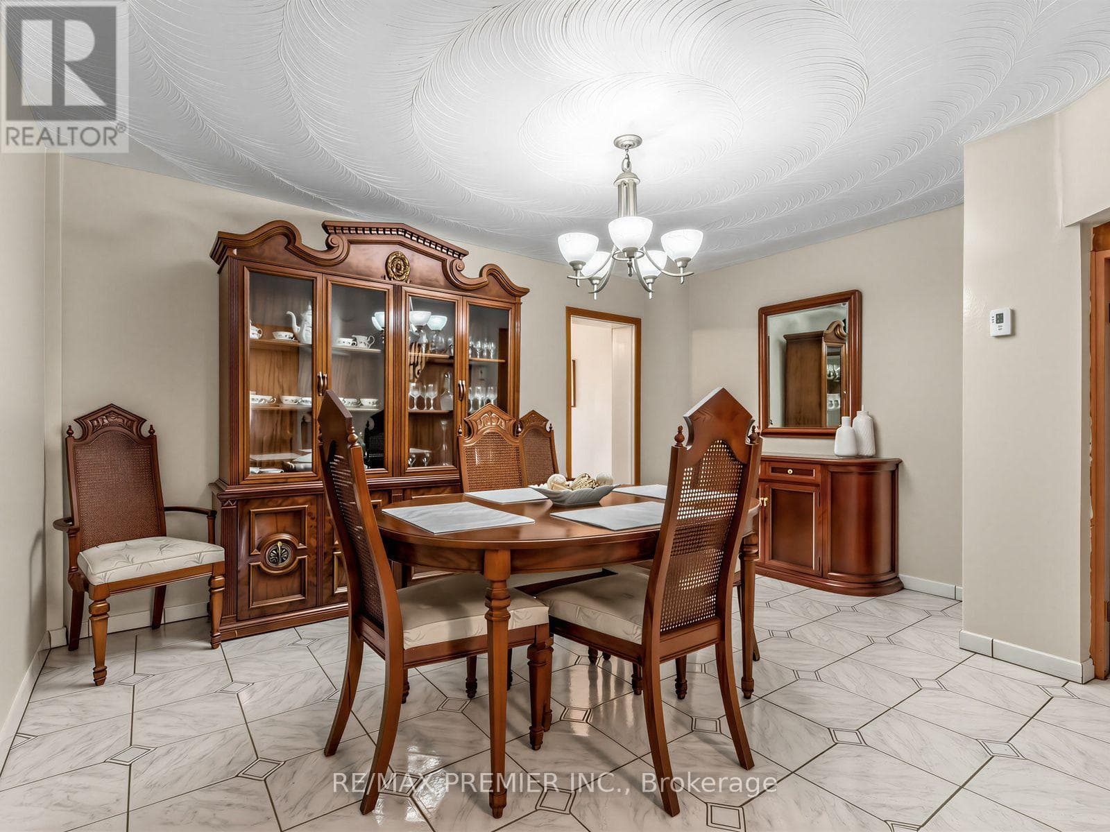 Photo of 155 ASCOT AVENUE
